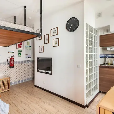 Estudio T41 - Downtown Lisbon Historic Center-2